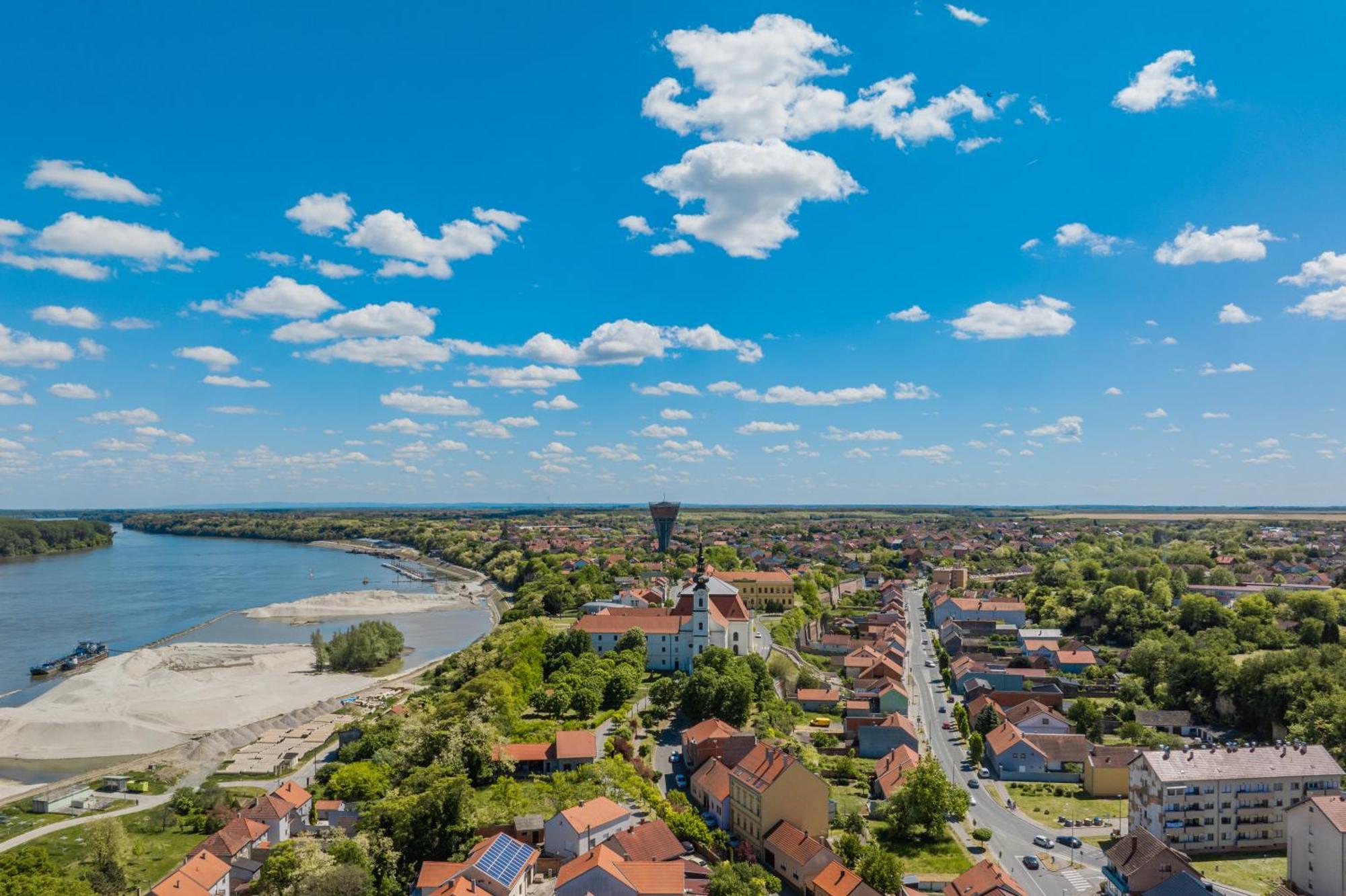 Apartman Sanda Vukovar Exterior photo